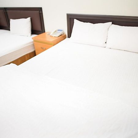 Clear Water Bay Homestay Nangan Bagian luar foto