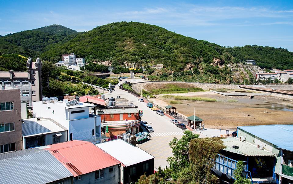 Clear Water Bay Homestay Nangan Bagian luar foto