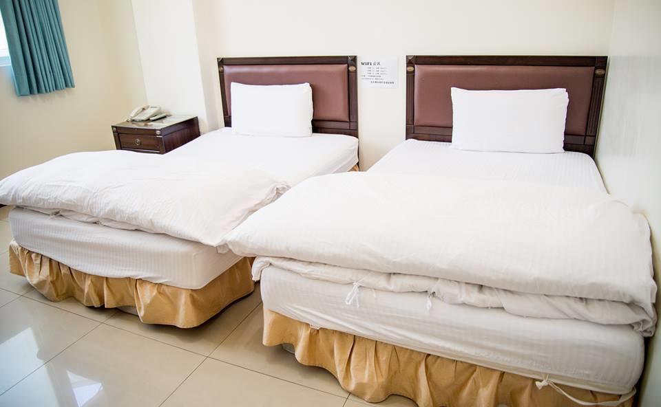 Clear Water Bay Homestay Nangan Bagian luar foto